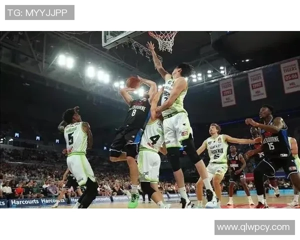 重庆羽毛球队与南京羽毛球队赛后复盘分析比赛节奏与战术对抗 重庆羽毛球队与南京羽毛球队赛后复盘分析比赛节奏与战术对抗